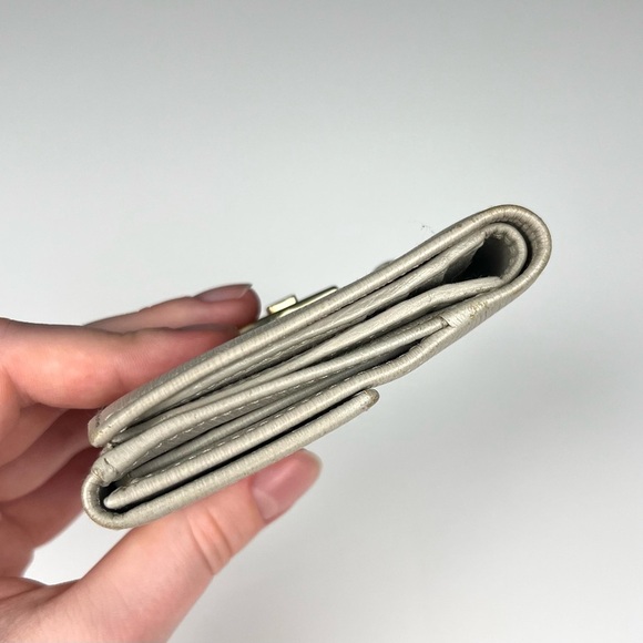 Gucci Jackie Compact Wallet Light Grey - Picture 3 of 8